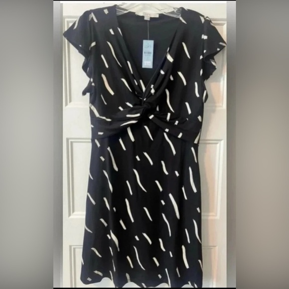 NWT Loft Short Sleeve Pattern Dress Petite Small - Picture 1 of 5